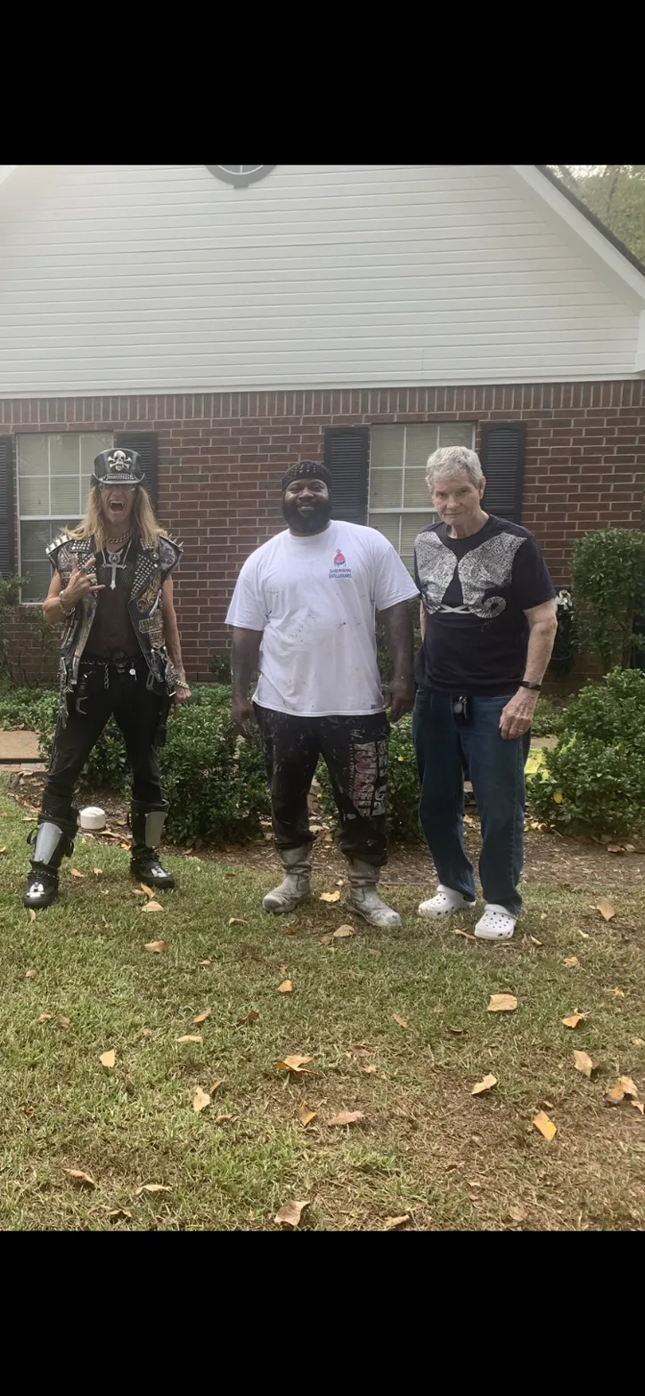 JC Painting crew at a completed job site in Shreveport